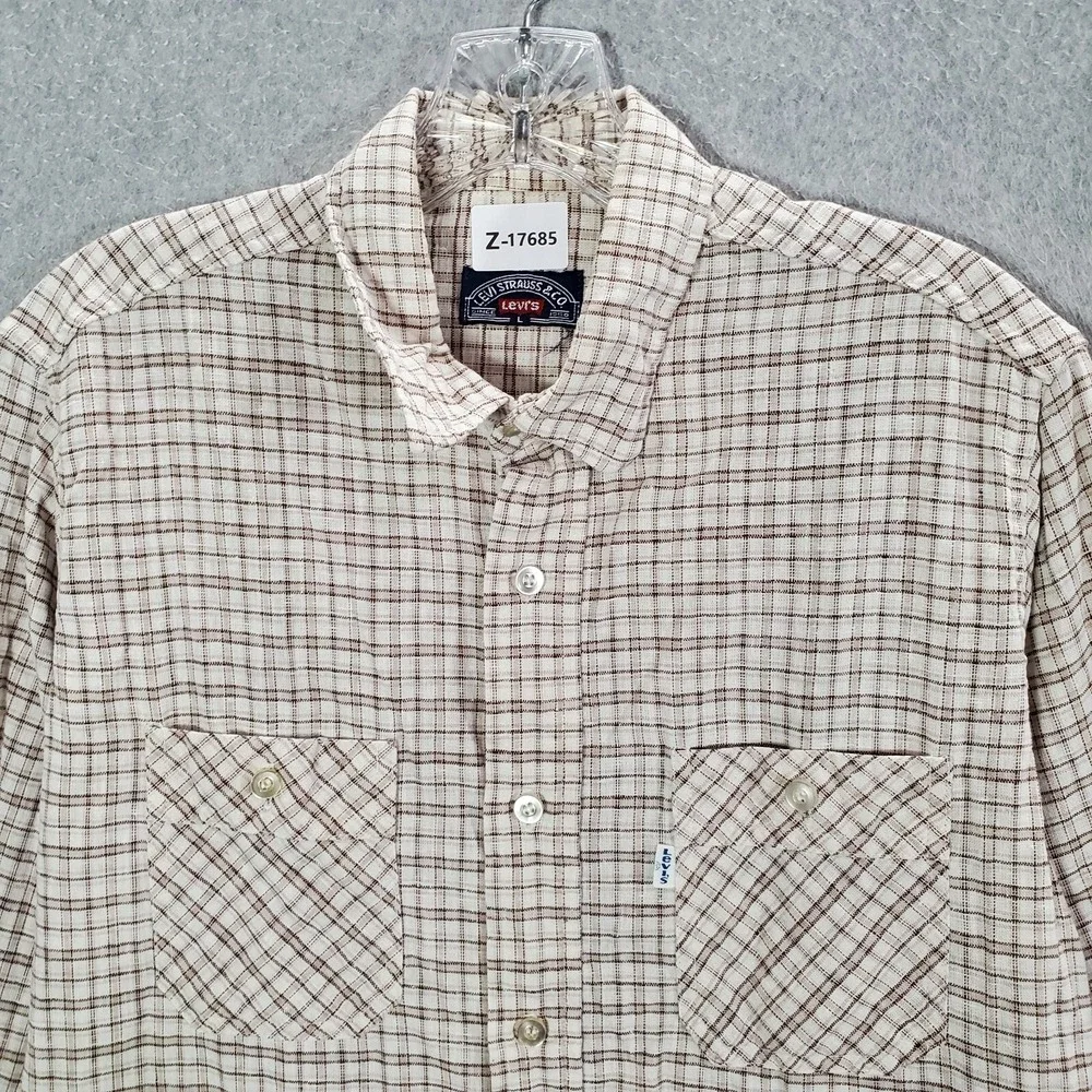 VINTAGE Levi Men Button Up Shirt Large Beige Checkered Plaid‎ Long Sleeve 80s